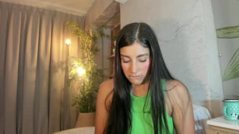 isabelastefano online show from July 18, 3:44 am