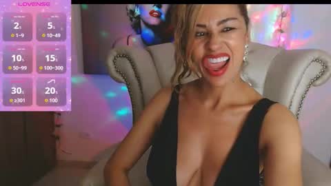 Isabel online show from December 20, 11:45 pm