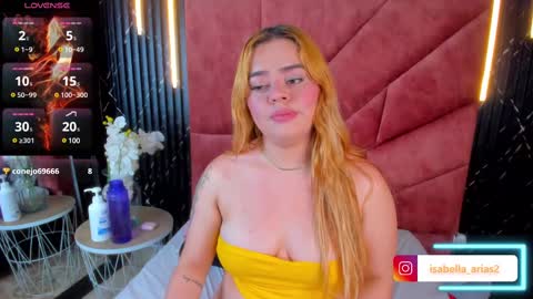 Isabella Arias online show from March 11, 10:18 am