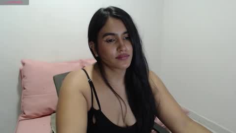 isabella_aristi03 online show from March 14, 4:40 am