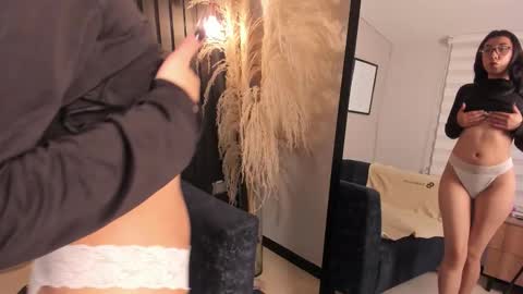 isabella_crofts online show from October 23, 3:06 am