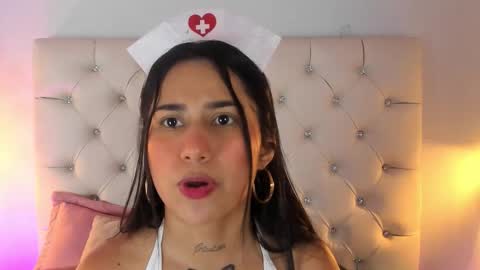   online show from November 4, 8:52 pm