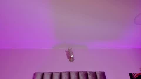   online show from March 26, 6:52 am