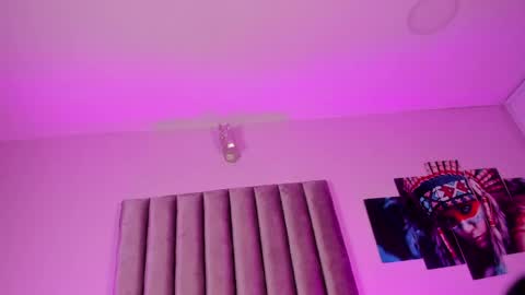   online show from April 22, 5:21 am