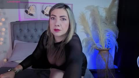   online show from January 6, 10:08 am