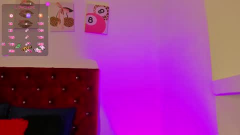 Isabella Moon9 online show from July 8, 12:42 pm