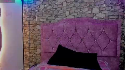 Snapshot of isabella_noir1 chatting on July 20, 7:38 pm Isabella online show from July 20, 7:38 pm