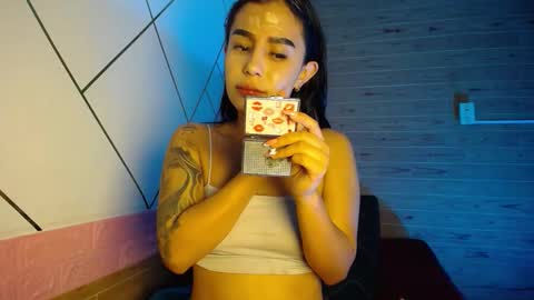 isabella_roseee online show from January 9, 5:10 am