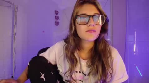 Isabella Rros online show from October 21, 12:44 am