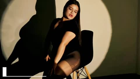 Isabella White online show from April 15, 7:58 pm