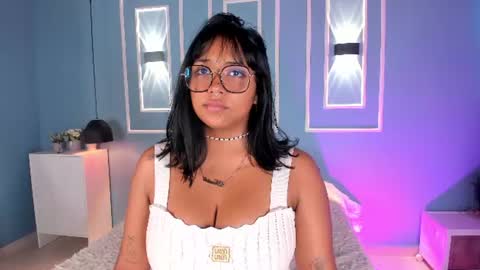 isabella zc online show from June 30, 12:17 pm
