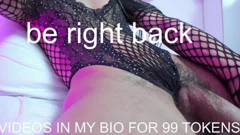 Bella B  -JOIN FREE  online show from December 3, 6:04 am