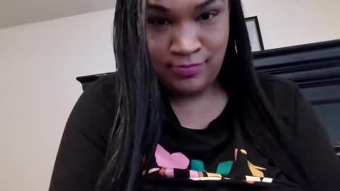 Snapshot of isabellacloverlove chatting on December 9, 8:33 pm Isabella online show from December 9, 8:33 pm