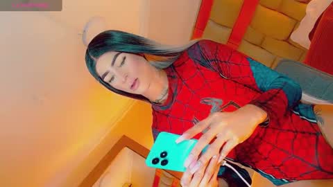 Snapshot of isabellagirs chatting on October 12, 4:17 pm isabellagirs online show from October 12, 4:17 pm