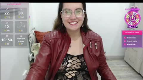 Snapshot of isabellahunter2 chatting on May 22, 1:35 am isabellahunter2 online show from May 22, 1:35 am
