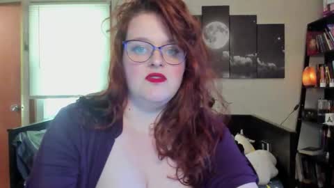 isabellamariedarcy online show from April 16, 8:09 pm