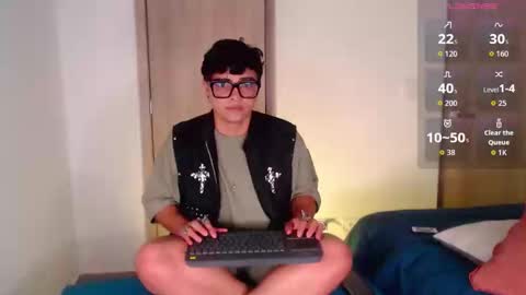 Isabella Mout  online show from April 14, 4:18 am