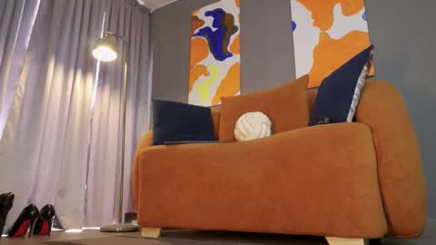 Help me with your follow independent model isabela online show from March 15, 7:42 pm