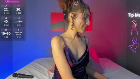 Isabella online show from September 13, 5:13 pm