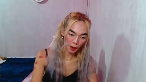 Snapshot of isabellatx chatting on May 11, 5:43 pm isabellatx online show from May 11, 5:43 pm
