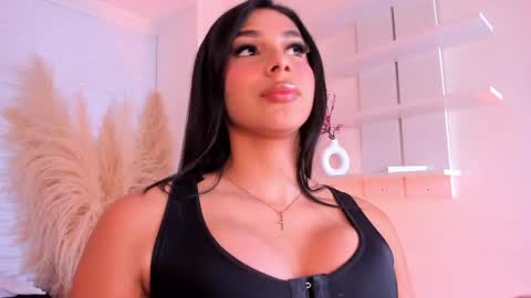 Isa online show from April 18, 10:54 pm