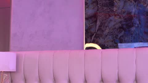IsabelleHunt online show from September 18, 4:47 am