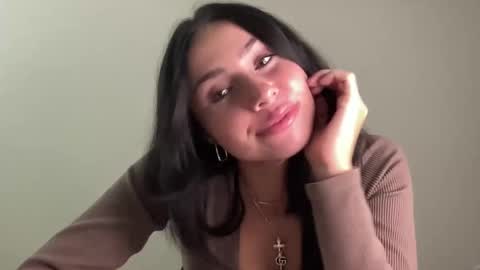 isabellekinsley online show from September 18, 9:28 pm