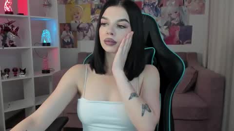 isabellevale online show from September 23, 7:28 pm