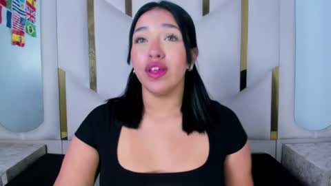 isabellrodriguez18 online show from July 22, 2:31 pm