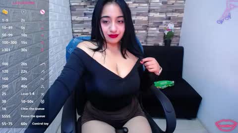 Hi there im Isabelsaenzxx online show from October 22, 12:27 pm