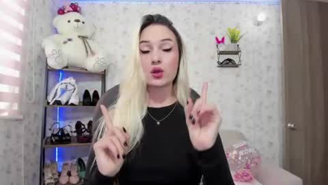 ISABELLA online show from March 29, 8:31 pm