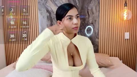 ISADORA online show from October 11, 4:49 pm