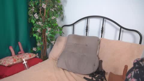 isadoradunkan online show from March 27, 7:57 pm