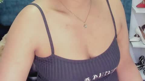 Snapshot of isadoravex chatting on June 2, 1:13 pm Isabel online show from June 2, 1:13 pm