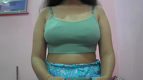 ishika_singh_ online show from October 23, 4:39 pm