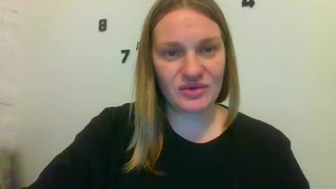 Snapshot of isingle_mom chatting on November 3, 10:49 am isingle_mom online show from November 3, 10:49 am
