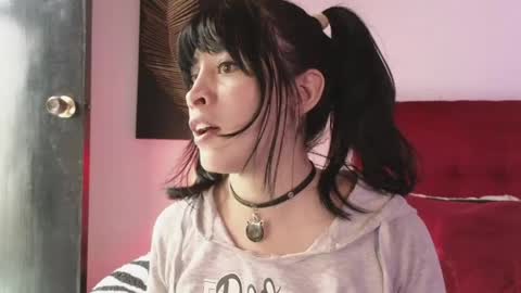 Snapshot of isis_diosa chatting on May 3, 2:34 pm Ana Maria online show from May 3, 2:34 pm