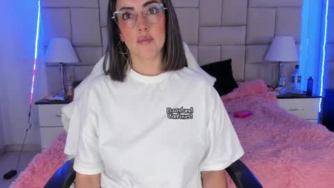 Pauli online show from December 10, 7:11 pm