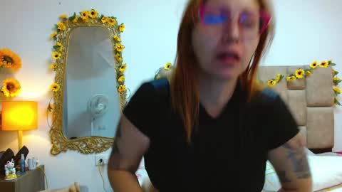 isisduzan online show from December 31, 5:33 am