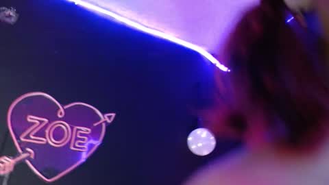Isisjones18 online show from September 20, 4:24 am