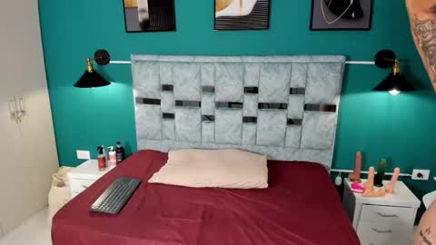 iskracanela online show from January 15, 3:11 am