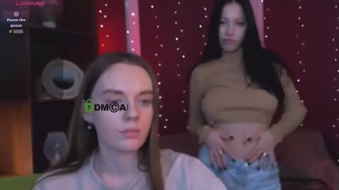 isla_dior online show from November 18, 3:05 pm