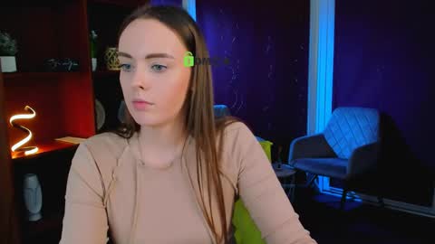 isla_dior online show from March 24, 10:42 am