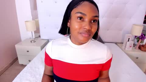 Snapshot of isla_scott chatting on January 16, 11:25 am Vanessa online show from January 16, 11:25 am