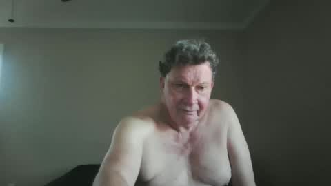 island625103 online show from November 2, 8:33 pm