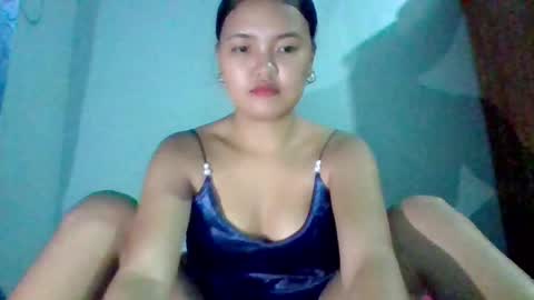 Snapshot of island_girl888 chatting on May 12, 1:30 pm siri online show from May 12, 1:30 pm