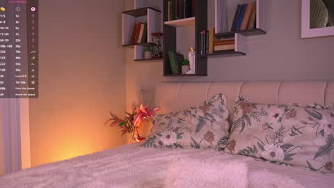 Snapshot of islandladies chatting on October 18, 4:41 pm Im Eva Lovense is activeThere are legends that in this room all your wishes can come true Private is Open online show from October 18, 4:41 pm