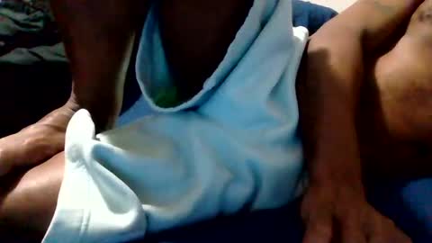 islandmaker online show from October 17, 8:50 am