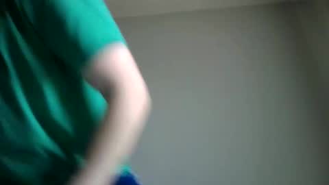 Snapshot of islaysince97 chatting on November 3, 7:20 am islaysince97 online show from November 3, 7:20 am