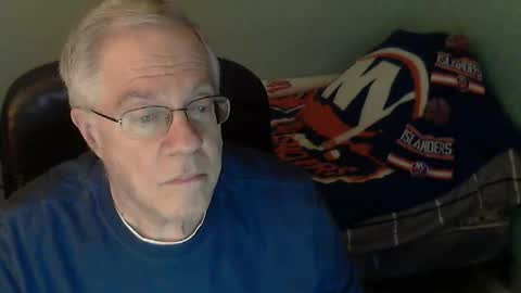 islesman22 online show from April 19, 1:38 am